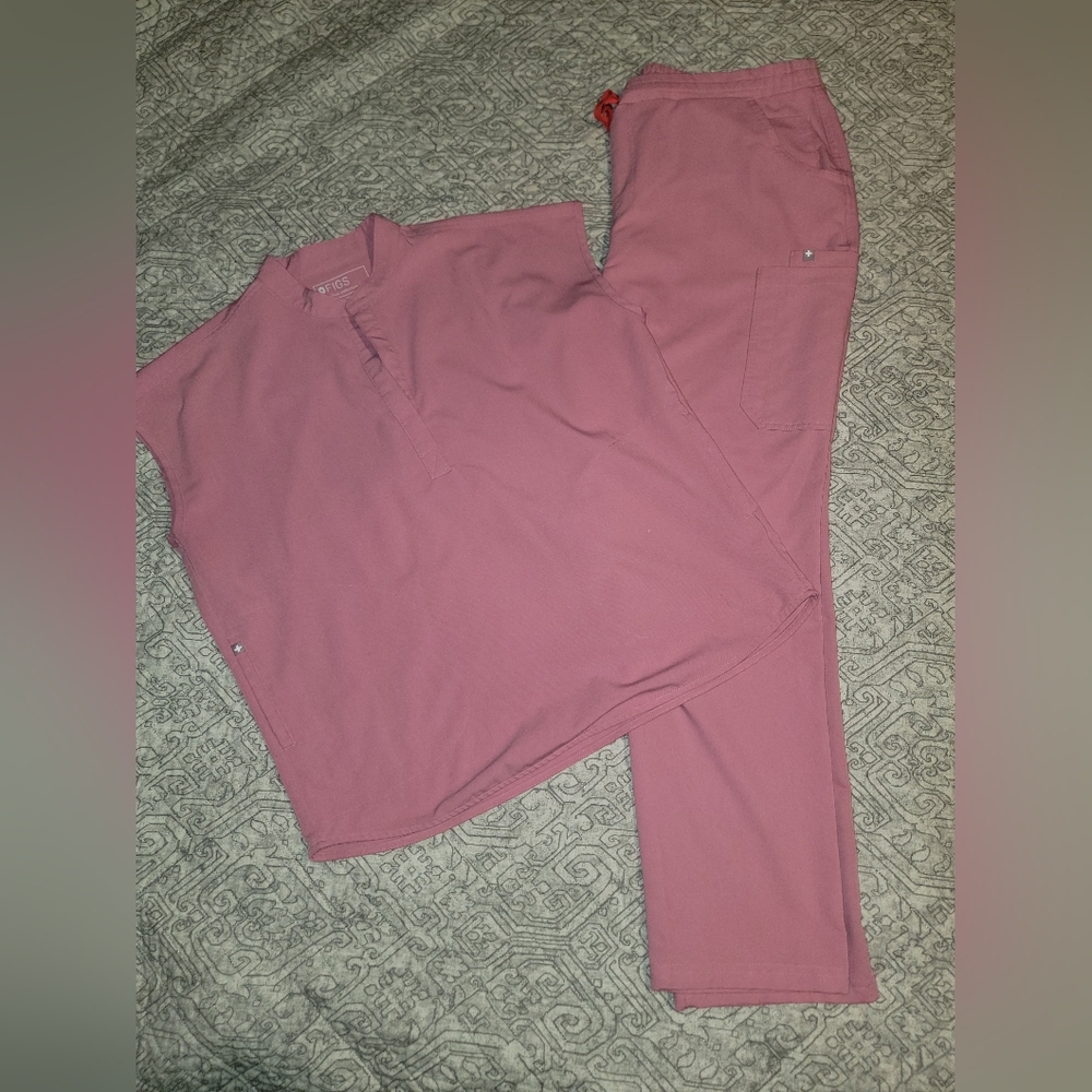 Rafaela Oversized Scrub Top And Kade Cargo Pants - Sand Pink